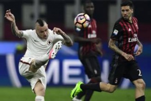 AS Roma Permalukan AC Milan Lewan Kemenangan Besar