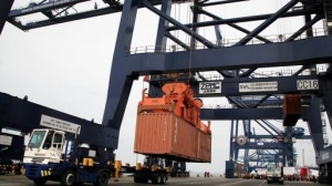 Mogok Kerja, Pelayanan Kapal Dialihkan Dari JICT ke Empat Terminal Lain