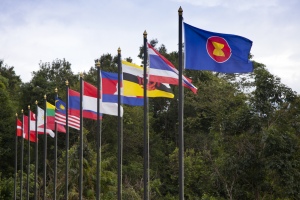 Cina Gempur Asia Tenggara, Khususnya Indonesia