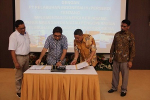 Pelindo IV dan II Sepakat Kelola Pelabuhan di Indonesia Timur 