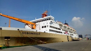 KM Dobonsolo Hanya Angkut 227 Pemudik