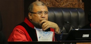 Dugaan Suap, Hakim Mahkamah Konstitusi Ditangkap