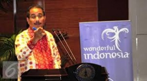 Menpar Tagih Janji Menhub