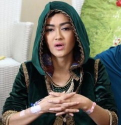 Julia Perez Mengaku Mendapat Undangan Dari Allah