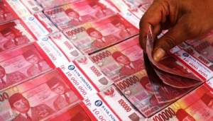 Dollar AS Terus Melemahkan Rupiah