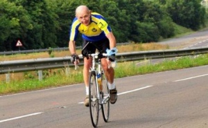 Pembalap Sepeda Usia 91 Tahun Meninggal Saat Berjuang Cetak Rekor Baru