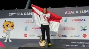 Indra Gunawan Pertahankan Emas 50 M Gaya Dada