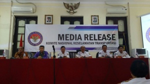 KNKT Terbitkan Rekomendasi Kasus Tabrakan Batik Air - Transnusa di Halim