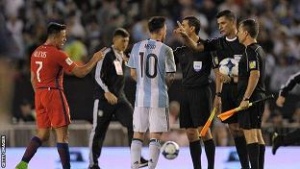 Protes Wasit, Messi Diganjar Hukuman Empat Pertandingan