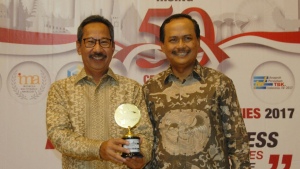 Bank BTN  Raih Dua Penghargaan Sebagai Bank Terbaik Indonesia 2017