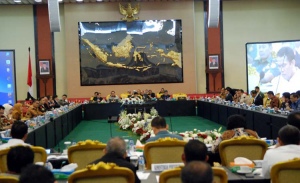 RAPAT KONSULTASI DPR