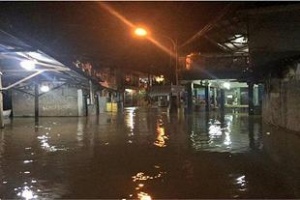 Cipinang Melayu Dan Cibubur Terendam, Warga Mengungsi