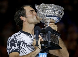 Federer Tundukkan Nadal Untuk Raih 18 Grand Slam