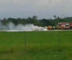 Pesawat Latih Terbakar, Bandara Blimbingsari ditutup Sementara