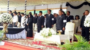 Wapres Hadiri Kremasi Jenazah  Wakil PM Kamboja Sok An Penh