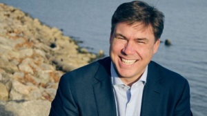 Direktur Komunikasi Gedung Putih Mundur