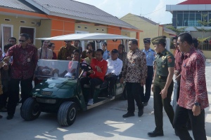  TINJAU PENANDATANGANAN AKAD KREDIT