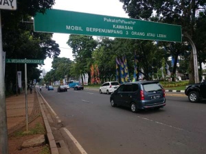 Jalan Merdeka Barat Ditutup Sementara