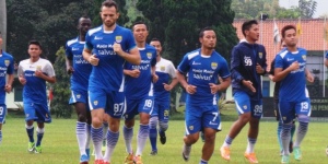 Persib Bidik Puncak Klasemen Saat Bertandang Ke Markas Semen Padang