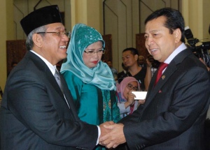 PELANTIKAN SEKJEN DPR