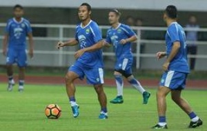 Persib Habis-habisan, Semen Padang Tidak Mau Kecolongan