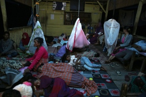 Perekonomian Bima Mulai  Digerakan,Wapres  Jusuf Kalla Kunjungi Pengungsi 
