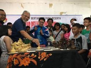 Susanto Hasni Buka Festival Catur Pelajar Indonesia
