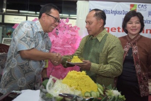 Sudah 33 Tahun Menjadi Pelayan, Berikut Penelusurannya