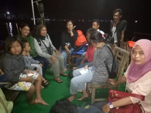 Kapal Patroli Sorong Evakuasi 12 Orang  Korban 