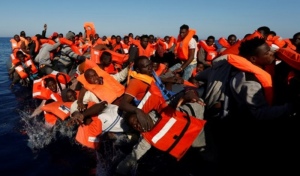 2000 Migran Gelap Diselamatkan Petugas Pantai Italia
