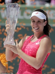 Federer Perpanjang Dominasi Atas Nadal, Konta Pupuskan Wozniacki
