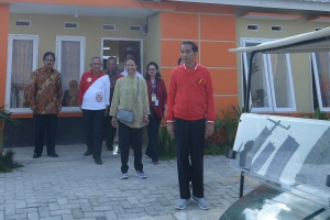  TINJAU PENANDATANGANAN AKAD KREDIT