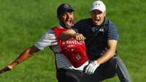 Spieth Juara Travelers Lewat Playoff