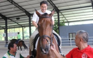 CDM Aziz Syamsudin: Berkuda Butuh Perhatian Ekstra 