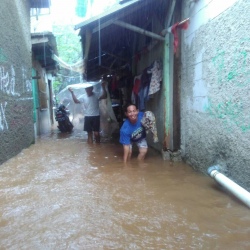 Perumahan Mewah di Karang Tengah Sebabkan Banjir, Pemda Cuek
