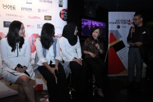 JAKARTA FASHION WEEK