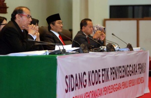 SIDANG KODE ETIK
