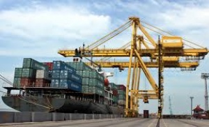 Penyeragaman Tarif  CHC  di Tanjung Priok Belum Terwujud