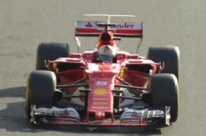 Vetel Rajut Kecepatan Tak Terkalahkan Pada Uji Lap Balap Grand Prix Bahrain
