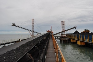 Gangguan Pelabuhan Sebabkan Keterlambatan Pengiriman 