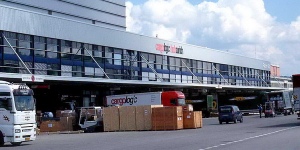 Potensi Biaya Tinggi, Gudang di Bandara Harus Ditertibkan
