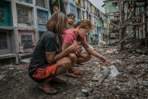 Perang Narkoba Duterte Tinggalkan Tradegi Keluarga