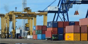 Freight Container Domestik dan Internasional Naik 10-15 Persen