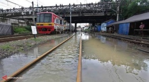 Banjir Landa Ibu Kota, Operasional KRL Terganggu
