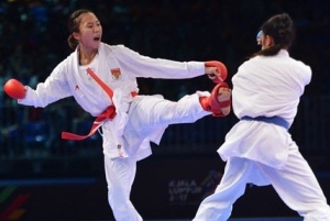Emas Pertama Karate Dipersembahkan Srunita Sari Sukatendel