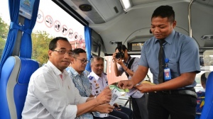 Layanan Transjabodetabek Premium, Menhub: Kurang Maksimal