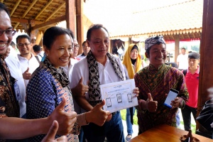 Aplikasi Transaksi Quick Response Payment