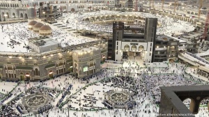 Ramadhan Kelabu, Bom Bunuh Diri Mekkah Lukai 6 Jemaah