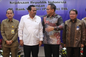 PENANGANAN DEBITUR NAKAL