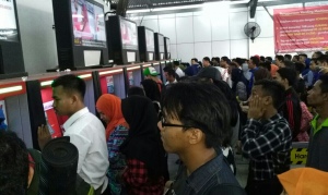  KRL Bekasi Timur-Cikarang Diminati Masyarakat